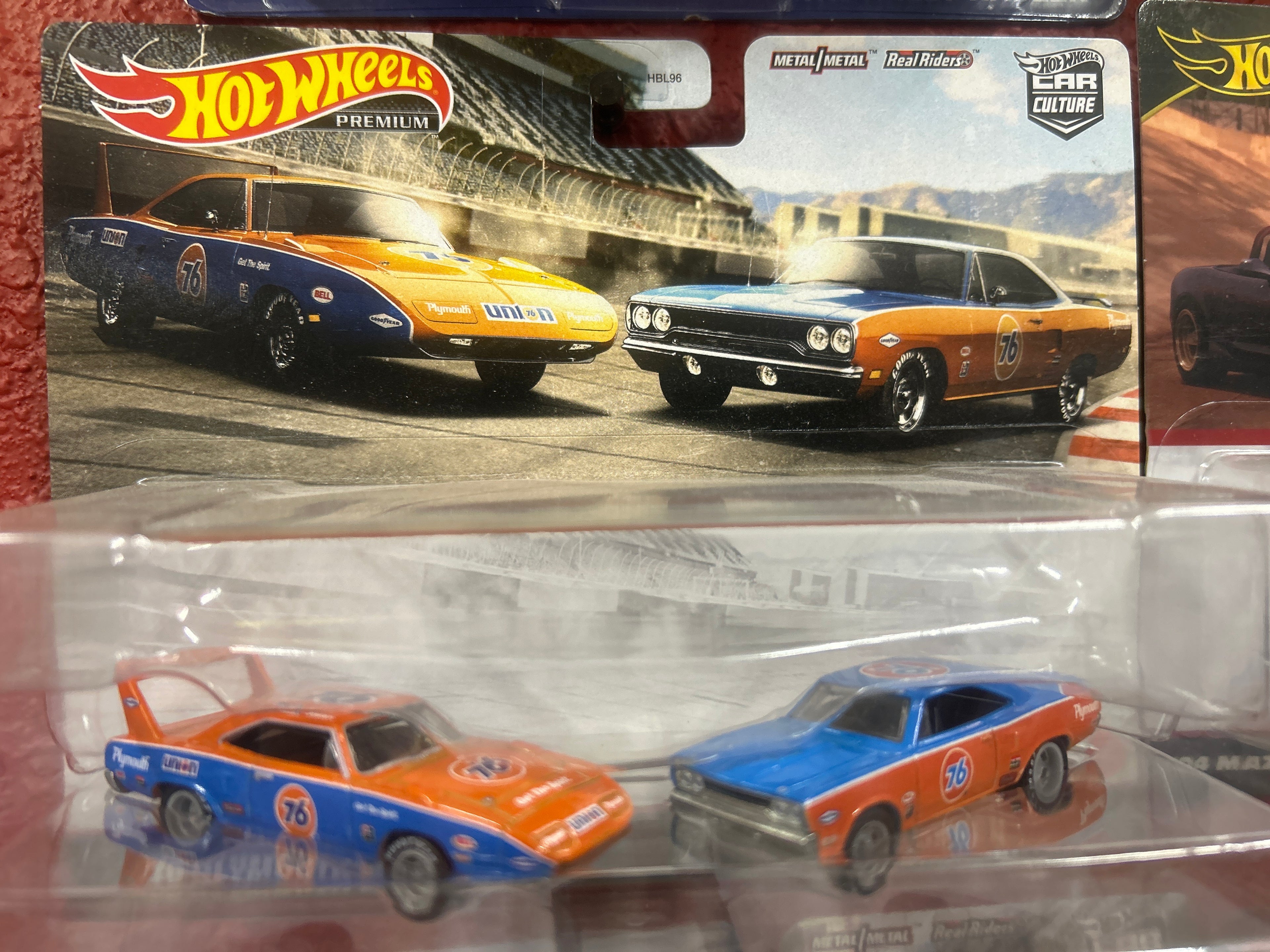 Car Culture ‘70 Plymouth Superbird ‘70 Roadrunner