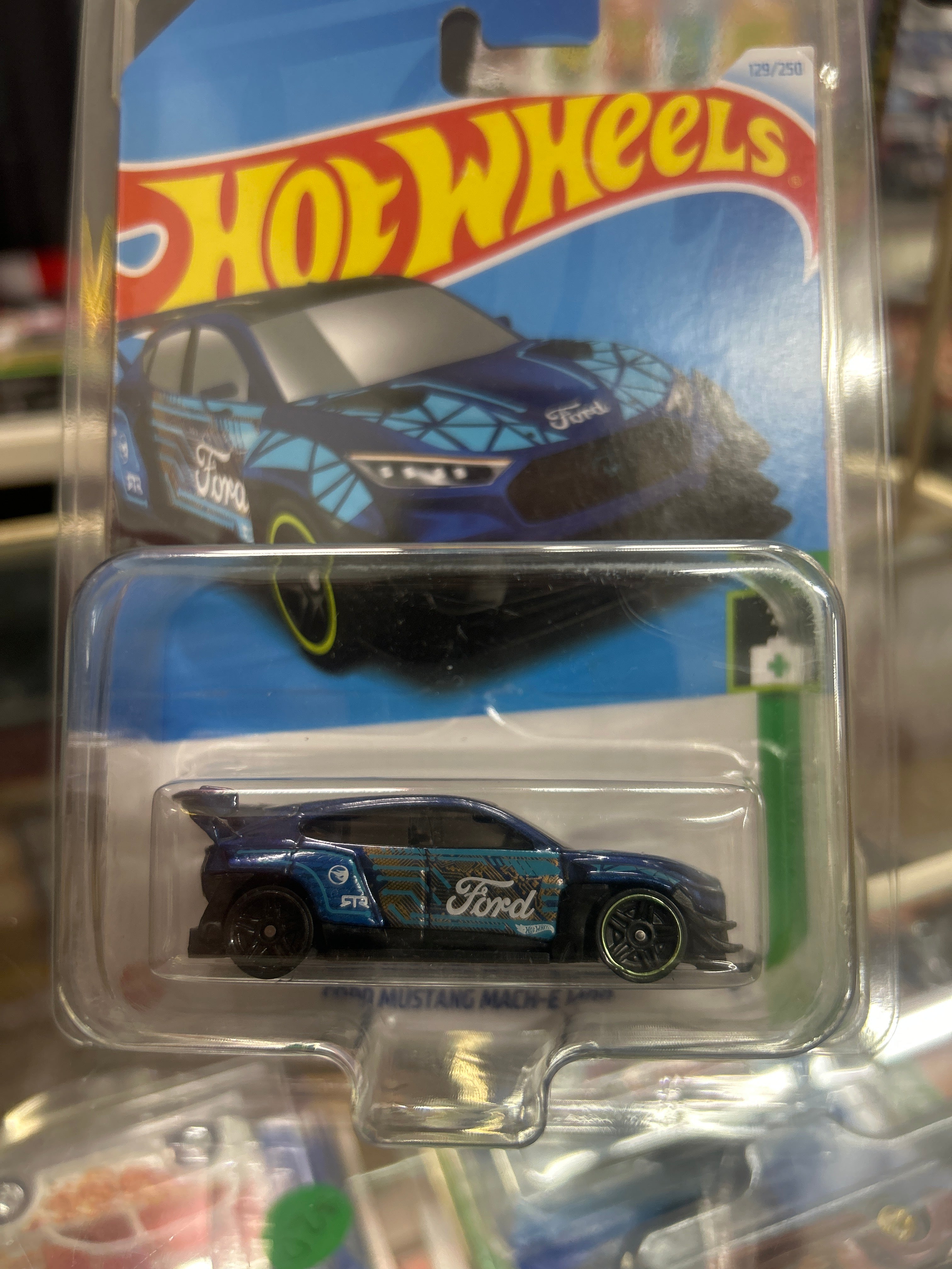 Treasure Hunt Ford Mustang MachE-1400