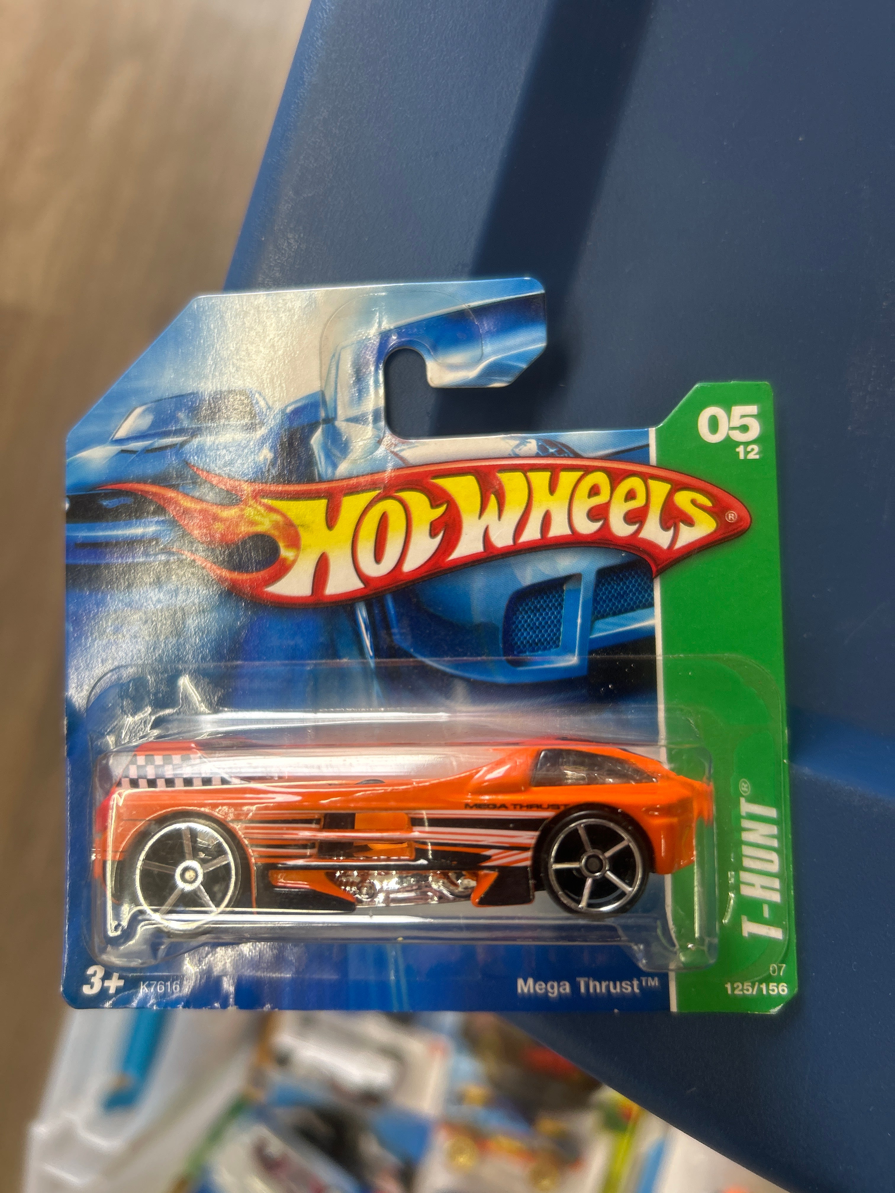 Treasure Hunt short card Mega Thrust